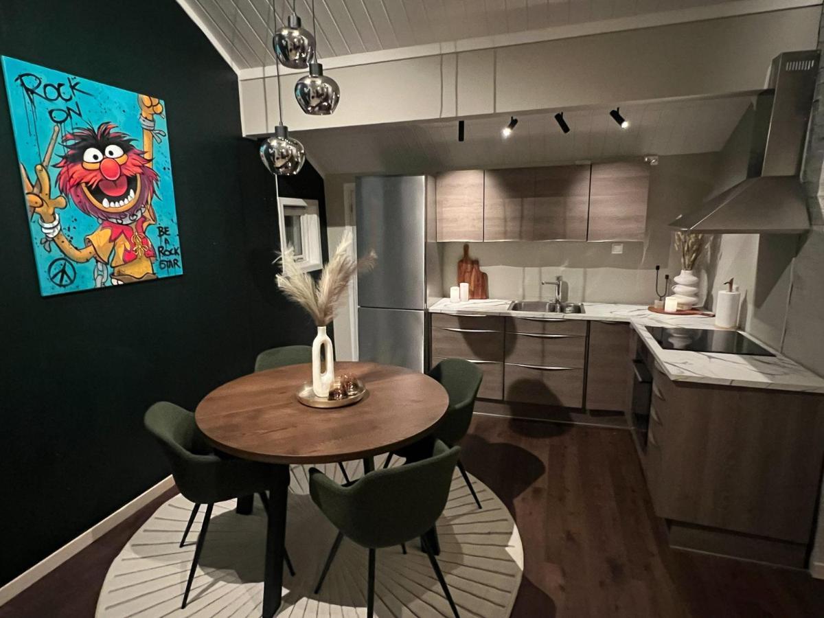 Charming Loft Retreat On Tromso'S Historic Main Street: 3-Minute Stroll To City Square Esterno foto
